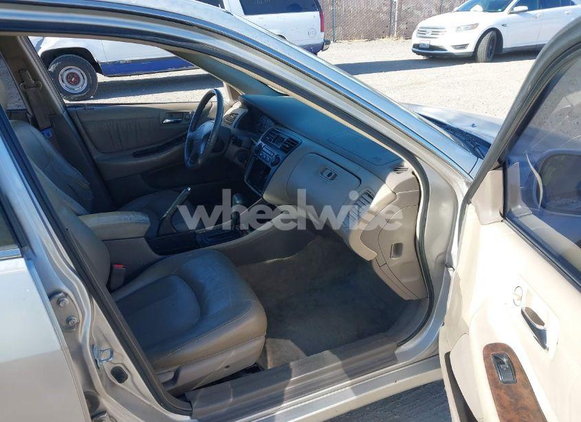 Photo 5 of 1999 Honda Accord EX (VIN 1HGCG5656XA005668)