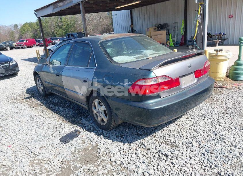 Photo 3 of 1999 Honda Accord EX (VIN 1HGCG5656XA141962)