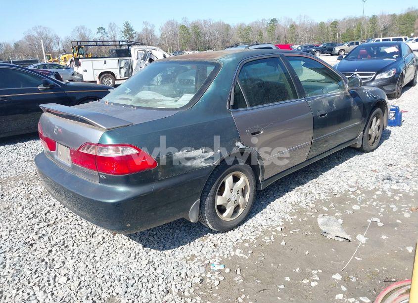 Photo 4 of 1999 Honda Accord EX (VIN 1HGCG5656XA141962)
