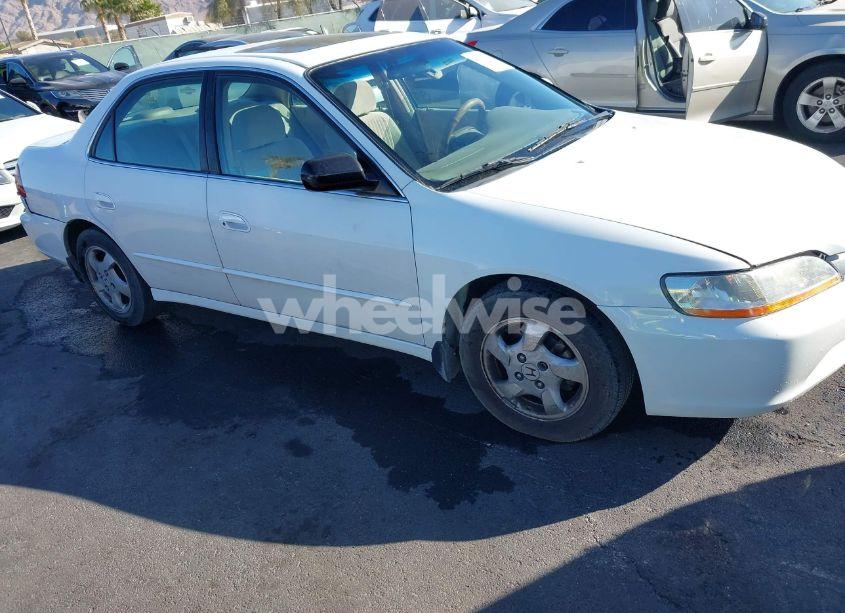 Photo 12 of 1998 Honda Accord EX (VIN 1HGCG5657WA053761)