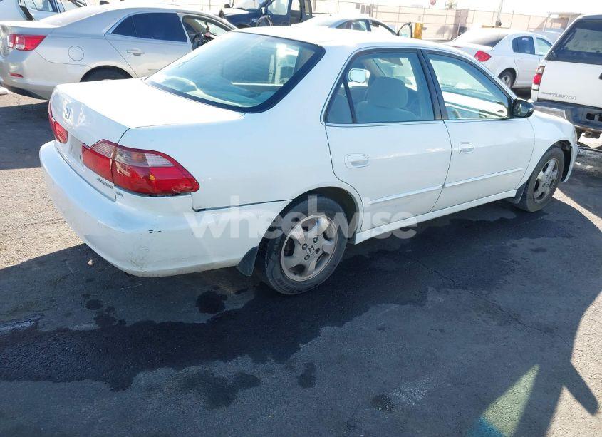Photo 4 of 1998 Honda Accord EX (VIN 1HGCG5657WA053761)