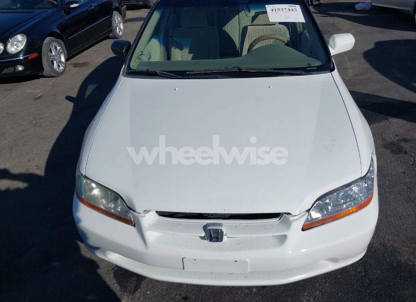 Photo 6 of 1998 Honda Accord EX (VIN 1HGCG5657WA053761)