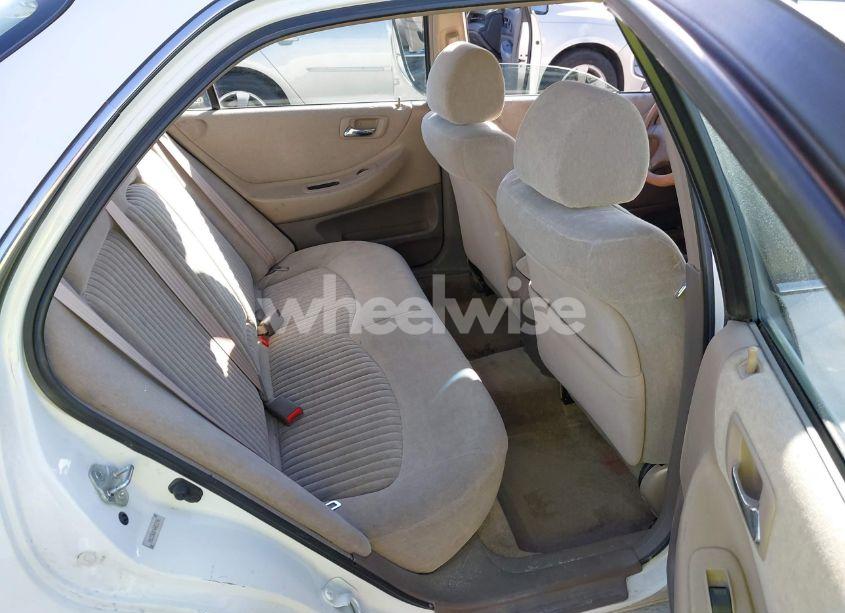 Photo 8 of 1998 Honda Accord EX (VIN 1HGCG5657WA053761)