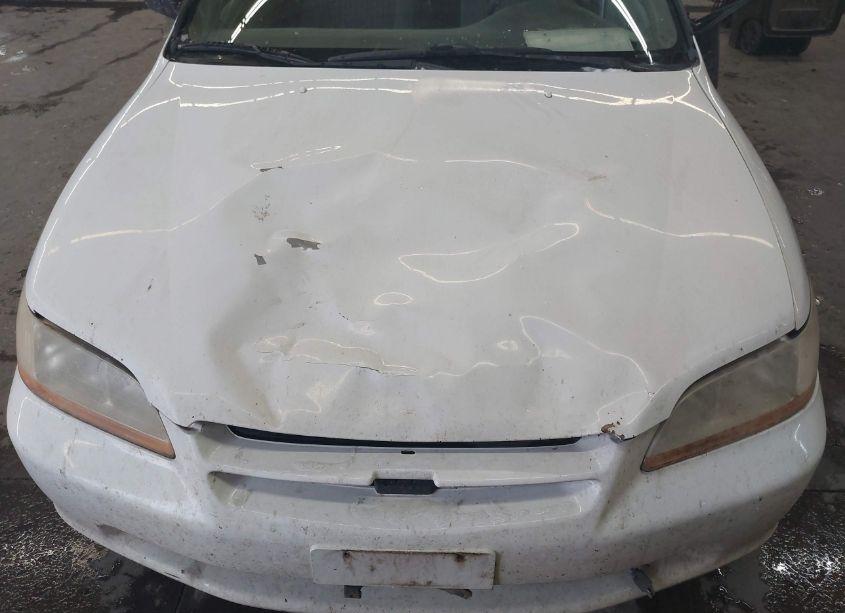 Photo 6 of 1998 Honda Accord EX (VIN 1HGCG5658WA184116)