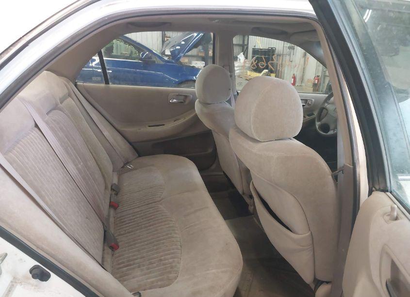 Photo 8 of 1998 Honda Accord EX (VIN 1HGCG5658WA184116)