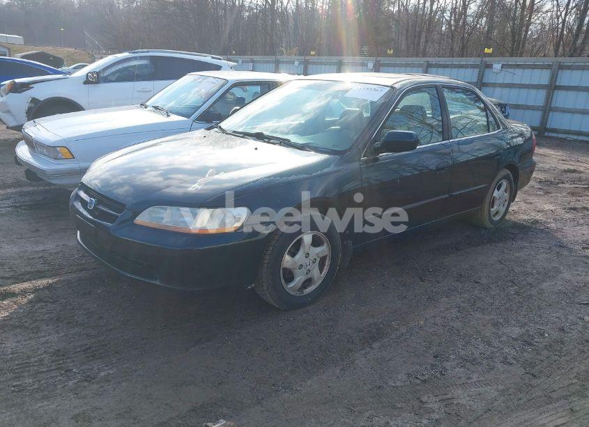 Photo 2 of 2000 Honda Accord 2.3 EX (VIN 1HGCG5658YA143004)