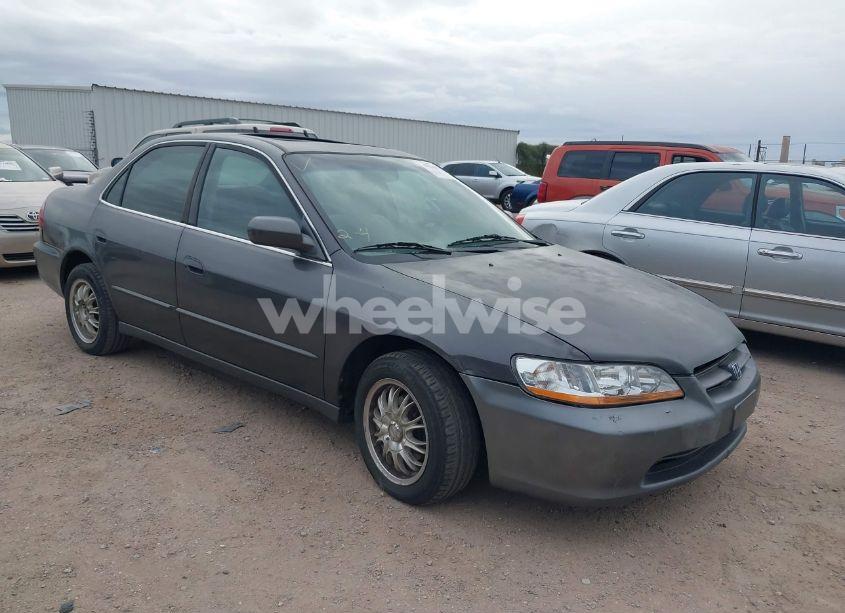 Photo 6 of 1998 Honda Accord EX (VIN 1HGCG5659WA206513)