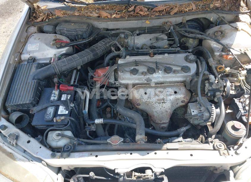 Photo 10 of 1998 Honda Accord EX (VIN 1HGCG5659WA214417)