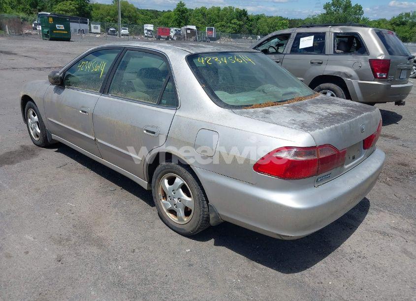 Photo 3 of 1998 Honda Accord EX (VIN 1HGCG5659WA214417)
