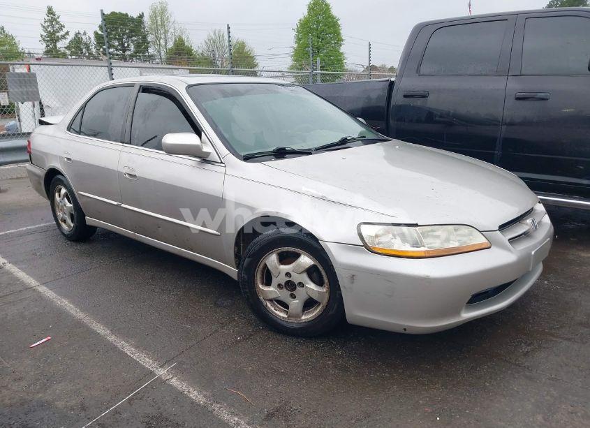 1998 Honda Accord EX (VIN 1HGCG565XWA178544) main photo