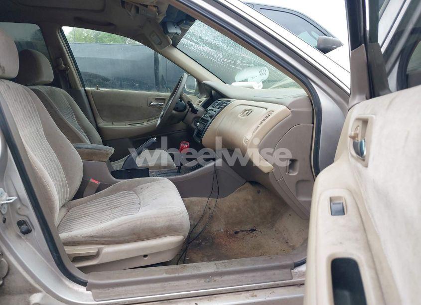 Photo 5 of 1998 Honda Accord EX (VIN 1HGCG565XWA178544)