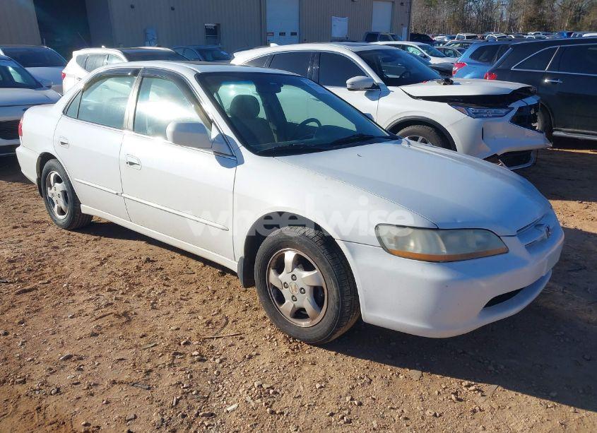 1999 Honda Accord EX (VIN 1HGCG565XXA051519) main photo