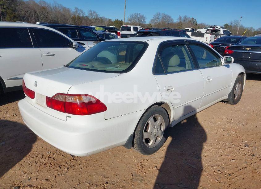 Photo 4 of 1999 Honda Accord EX (VIN 1HGCG565XXA051519)