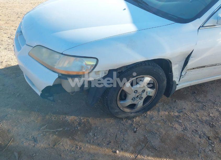 Photo 6 of 1999 Honda Accord EX (VIN 1HGCG565XXA051519)