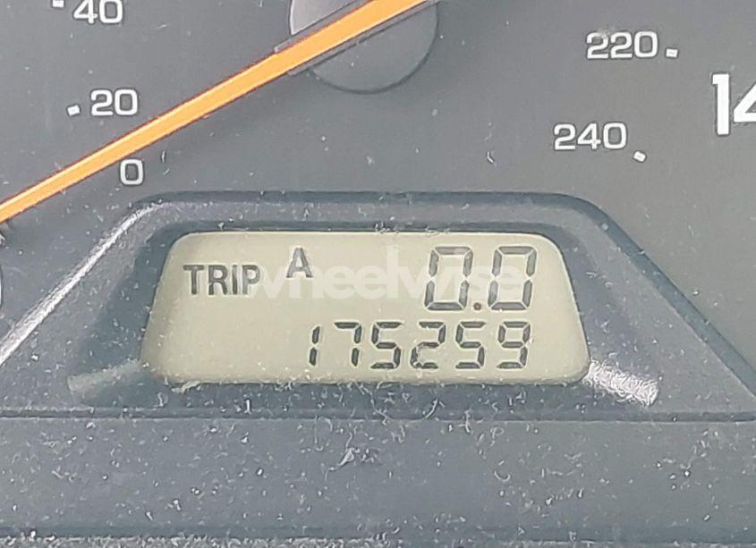 Photo 13 of 2002 Honda Accord 2.3 EX (VIN 1HGCG56602A159892)