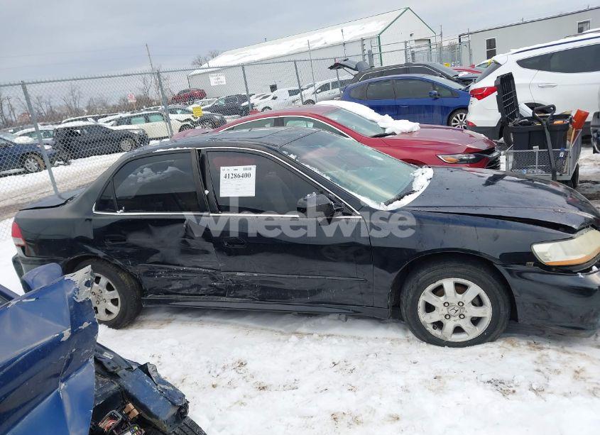 Photo 13 of 2002 Honda Accord 2.3 EX (VIN 1HGCG56602A172030)