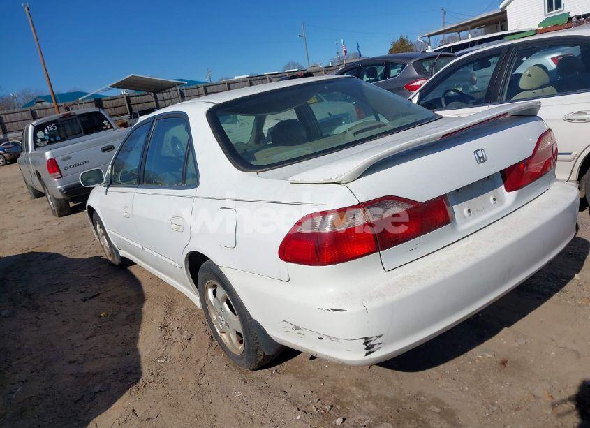 Photo 3 of 2000 Honda Accord 2.3 EX (VIN 1HGCG5660YA151770)