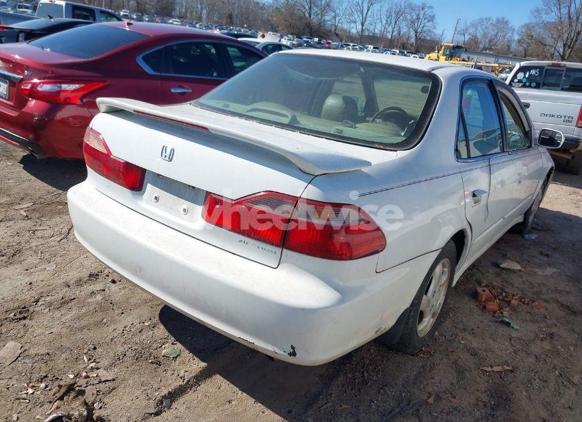 Photo 4 of 2000 Honda Accord 2.3 EX (VIN 1HGCG5660YA151770)