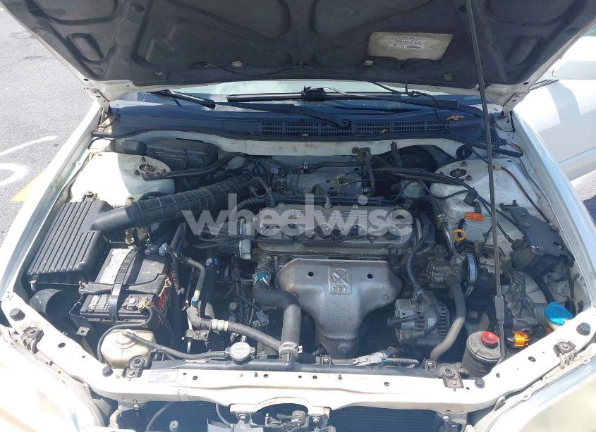 Photo 10 of 2000 Honda Accord 2.3 EX (VIN 1HGCG5661YA007791)
