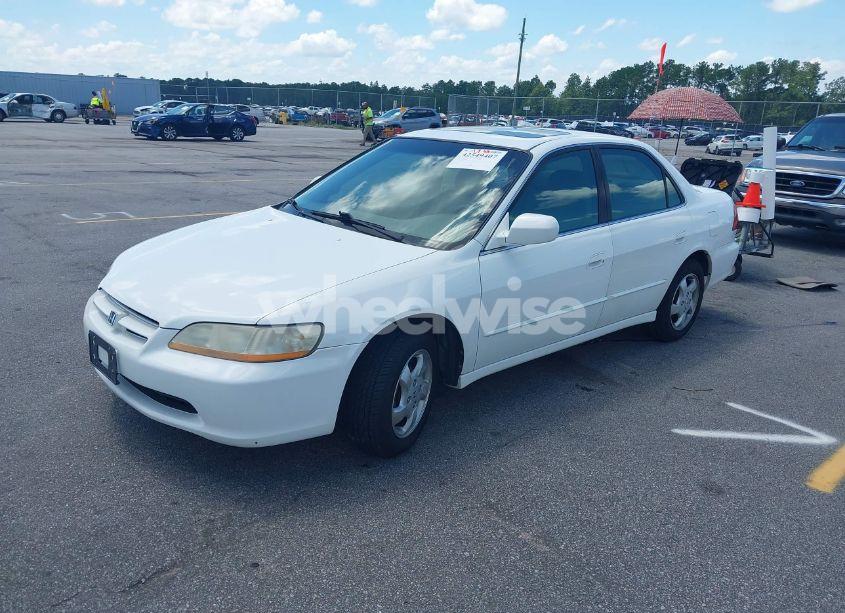 Photo 2 of 2000 Honda Accord 2.3 EX (VIN 1HGCG5661YA007791)