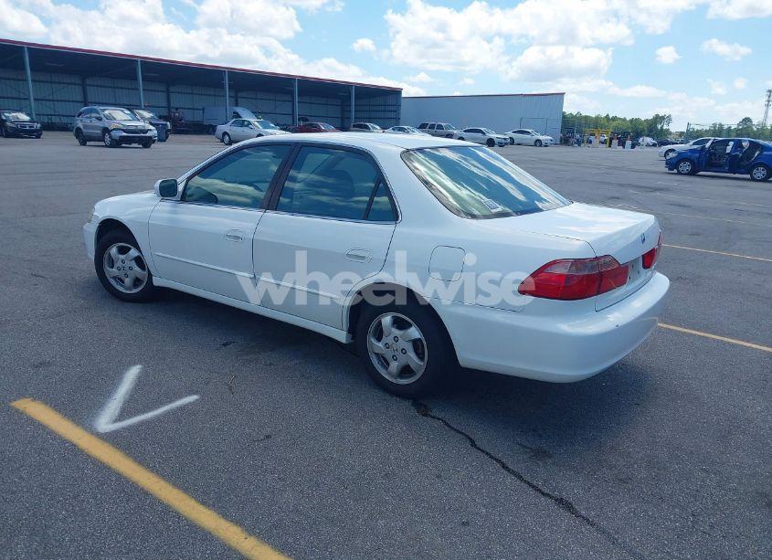 Photo 3 of 2000 Honda Accord 2.3 EX (VIN 1HGCG5661YA007791)