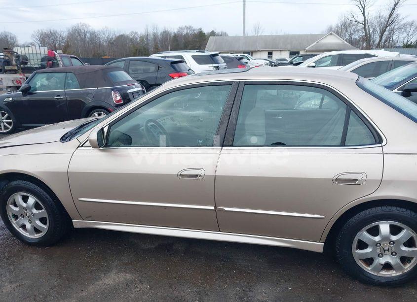 Photo 14 of 2001 Honda Accord 2.3 EX (VIN 1HGCG56621A030244)