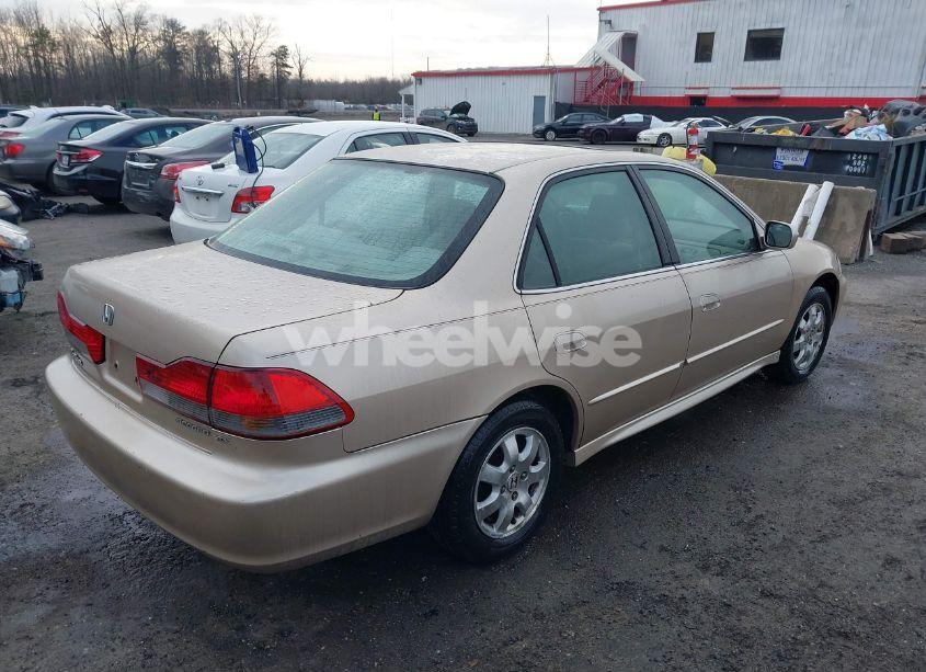 Photo 4 of 2001 Honda Accord 2.3 EX (VIN 1HGCG56621A030244)