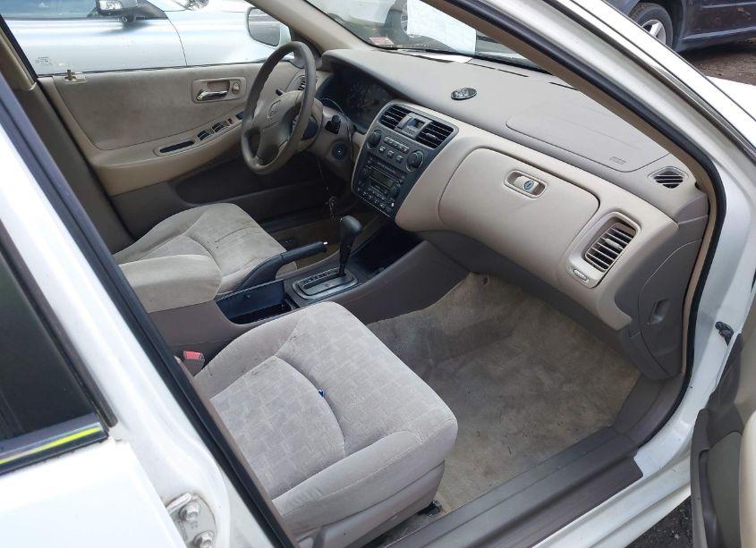 Photo 5 of 2001 Honda Accord 2.3 EX (VIN 1HGCG56631A008799)