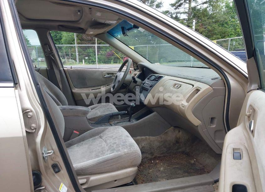 Photo 5 of 2002 Honda Accord 2.3 EX (VIN 1HGCG56632A133738)