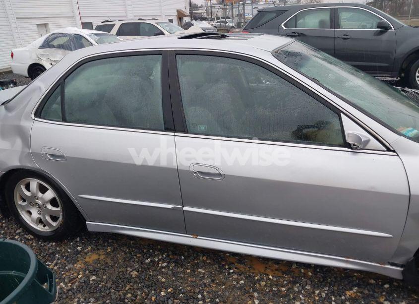 Photo 13 of 2002 Honda Accord 2.3 EX (VIN 1HGCG56632A170594)