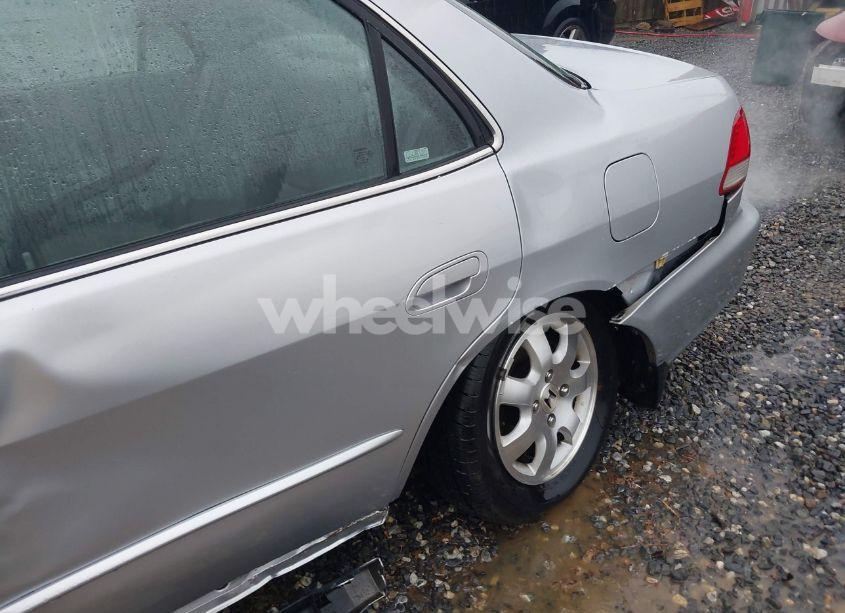 Photo 20 of 2002 Honda Accord 2.3 EX (VIN 1HGCG56632A170594)