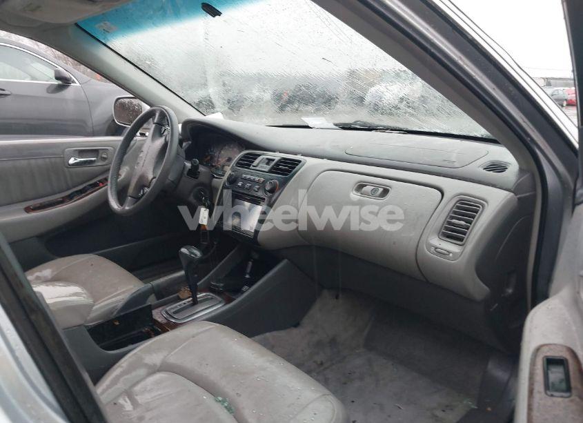 Photo 5 of 2002 Honda Accord 2.3 EX (VIN 1HGCG56632A170594)