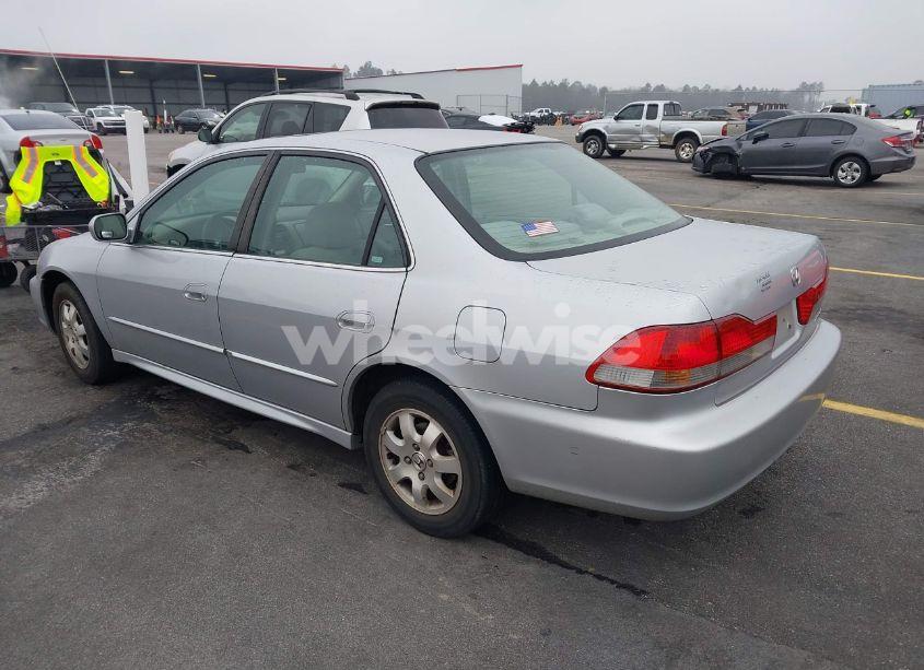 Photo 3 of 2001 Honda Accord 2.3 EX (VIN 1HGCG56641A121113)