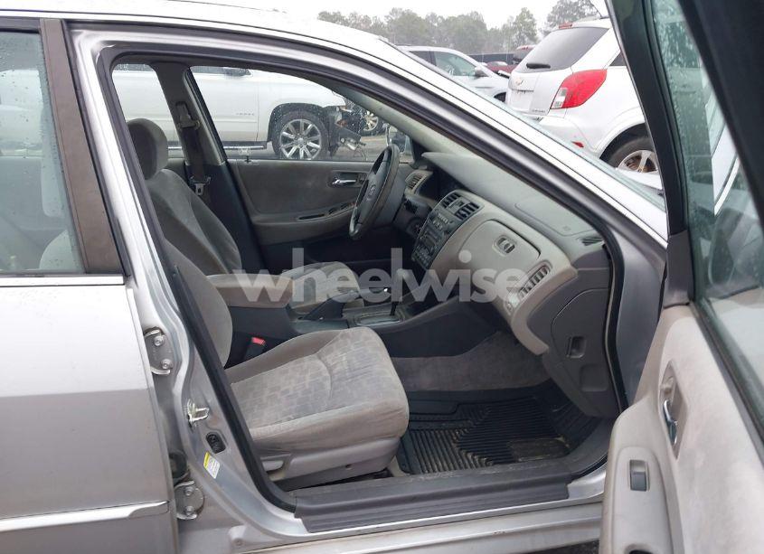 Photo 5 of 2001 Honda Accord 2.3 EX (VIN 1HGCG56641A121113)