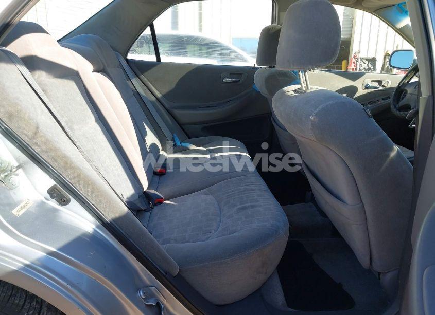 Photo 8 of 2002 Honda Accord SDN (VIN 1HGCG56642A019733)