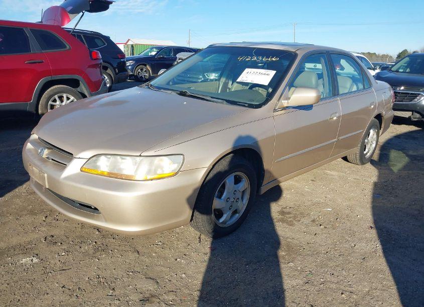 Photo 2 of 2000 Honda Accord 2.3 EX (VIN 1HGCG5664YA009485)