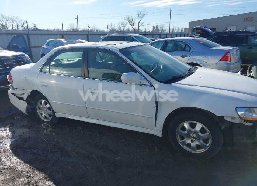 Photo 13 of 2001 Honda Accord 2.3 EX (VIN 1HGCG56651A113974)