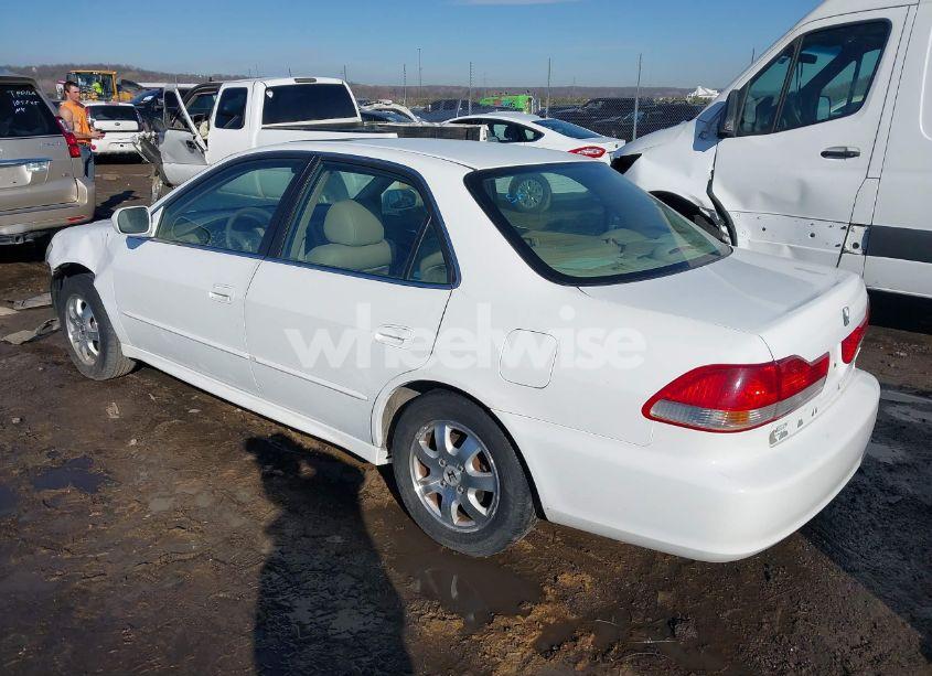Photo 3 of 2001 Honda Accord 2.3 EX (VIN 1HGCG56651A113974)