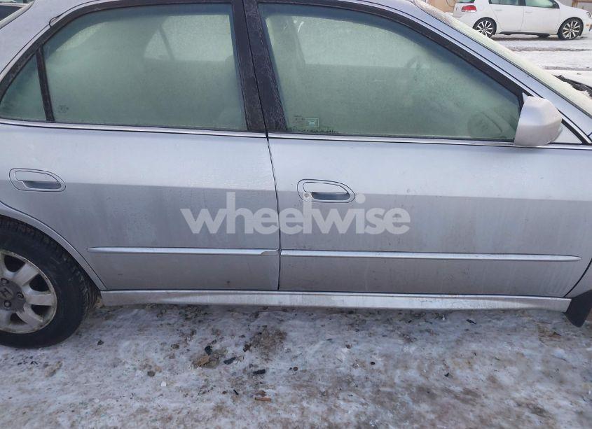 Photo 13 of 2001 Honda Accord 2.3 EX (VIN 1HGCG56651A116714)