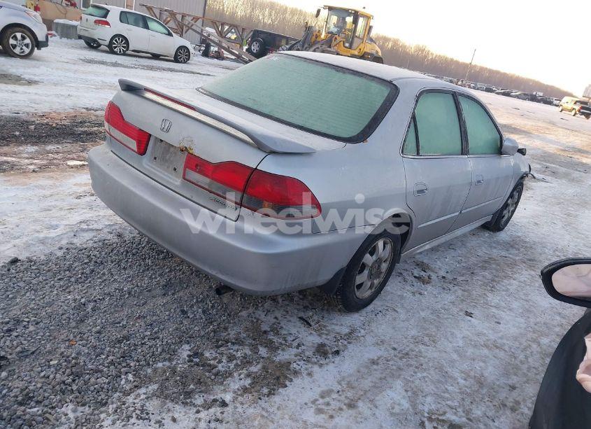 Photo 4 of 2001 Honda Accord 2.3 EX (VIN 1HGCG56651A116714)