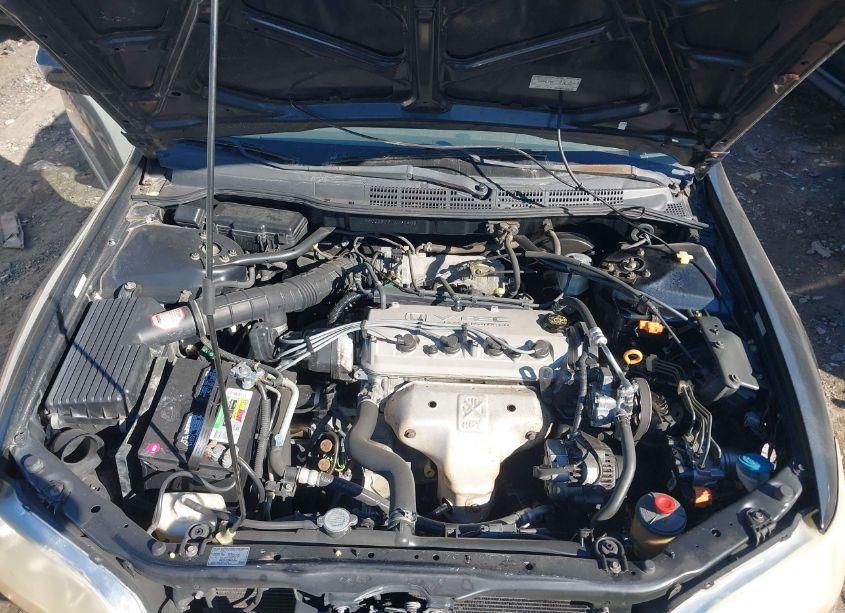 Photo 10 of 2001 Honda Accord 2.3 EX (VIN 1HGCG56661A032868)