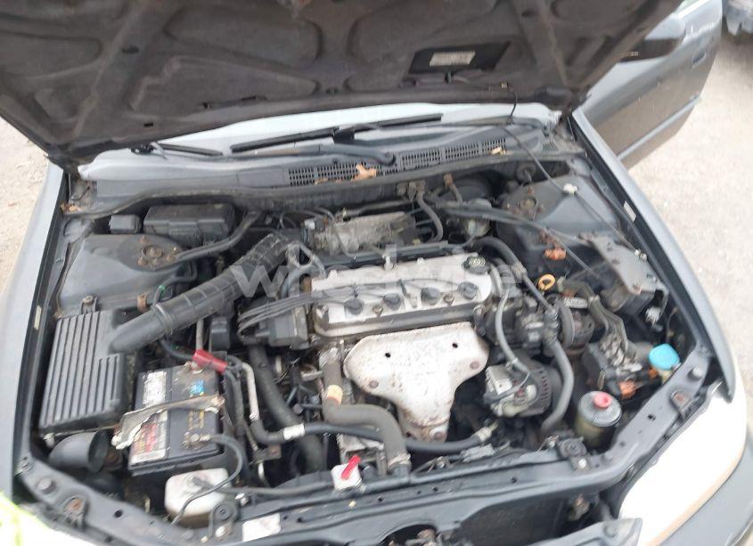 Photo 10 of 2001 Honda Accord 2.3 EX (VIN 1HGCG56661A046110)