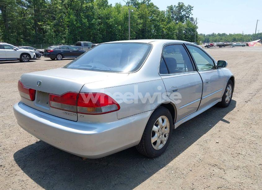 Photo 4 of 2002 Honda Accord 2.3 EX (VIN 1HGCG56662A067685)
