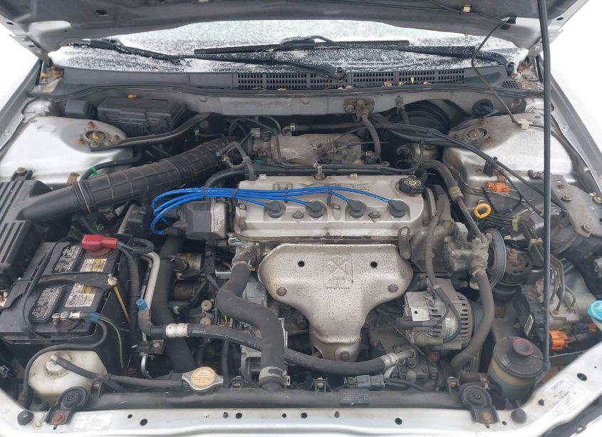 Photo 10 of 2001 Honda Accord 2.3 EX (VIN 1HGCG56671A098216)