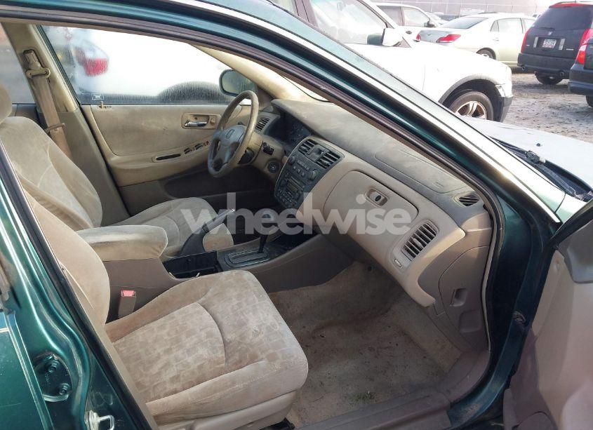 Photo 5 of 2002 Honda Accord 2.3 EX (VIN 1HGCG56672A014140)