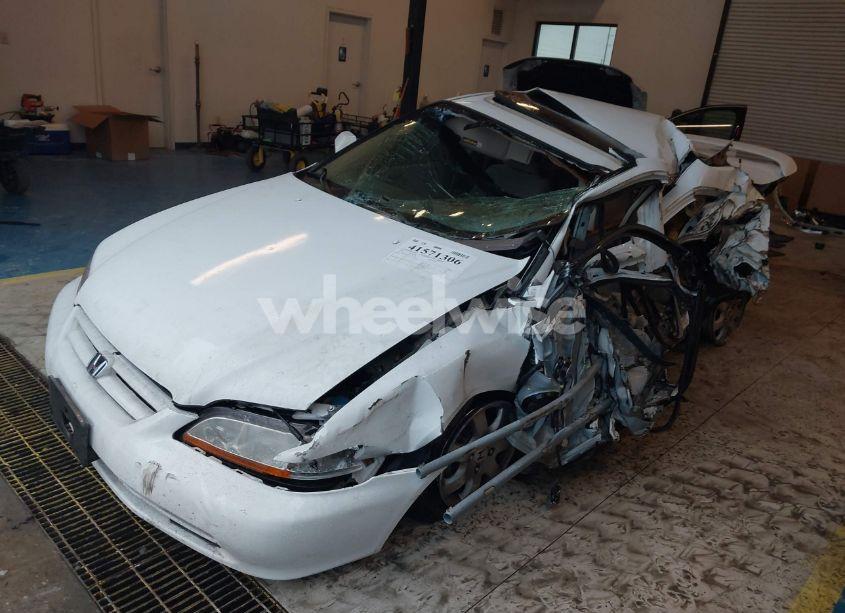 Photo 2 of 2002 Honda Accord 2.3 EX (VIN 1HGCG56672A126355)