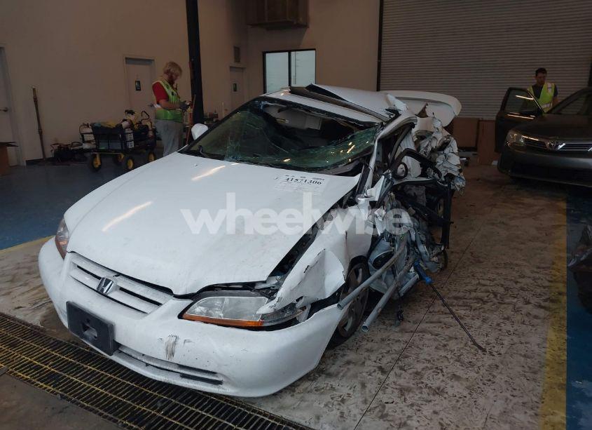 Photo 6 of 2002 Honda Accord 2.3 EX (VIN 1HGCG56672A126355)