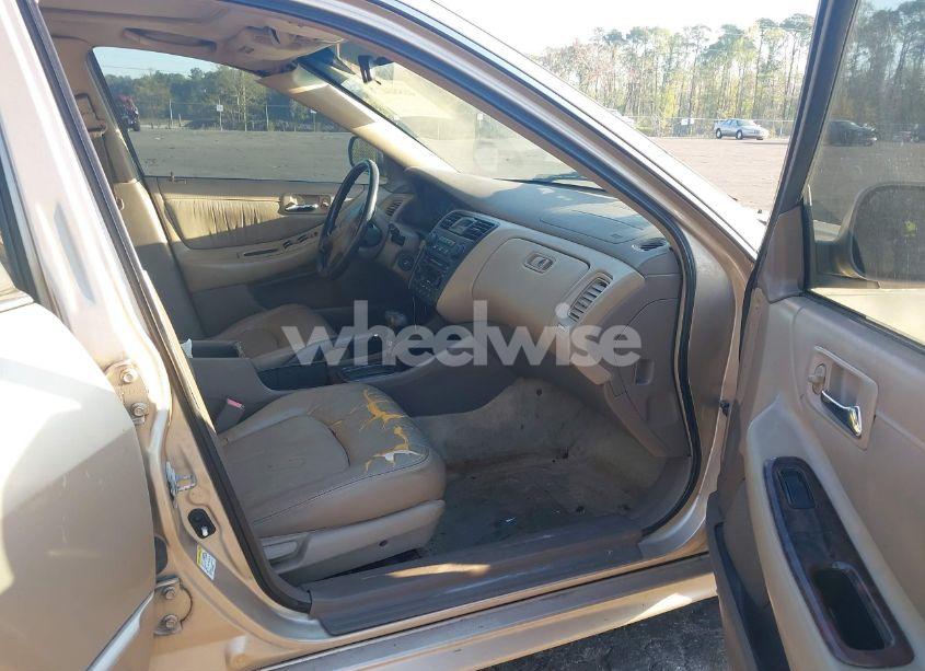 Photo 5 of 2001 Honda Accord 2.3 EX (VIN 1HGCG56681A013416)