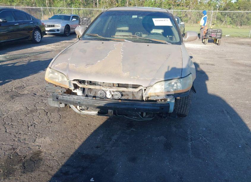 Photo 6 of 2001 Honda Accord 2.3 EX (VIN 1HGCG56681A013416)