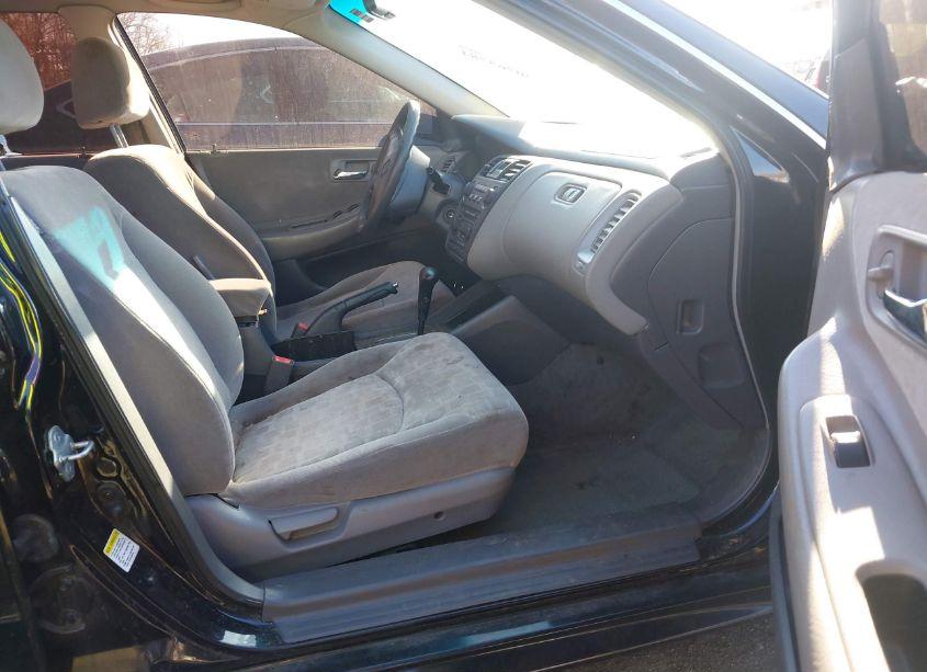 Photo 5 of 2001 Honda Accord 2.3 EX (VIN 1HGCG56681A046075)